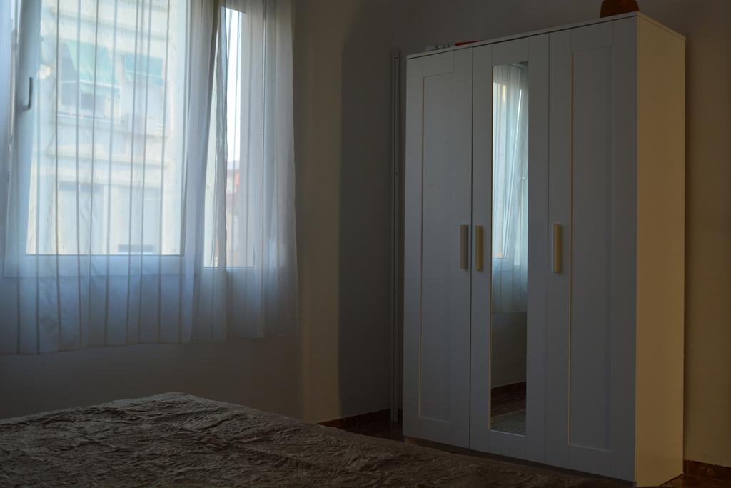 Arena'S Apartament Valence Extérieur photo