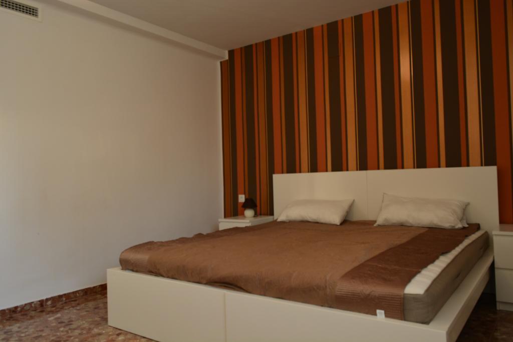 Arena'S Apartament Valence Extérieur photo