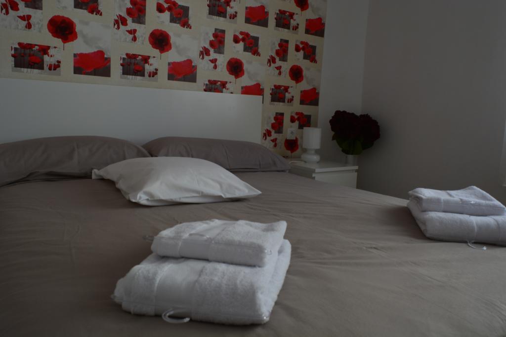 Arena'S Apartament Valence Extérieur photo