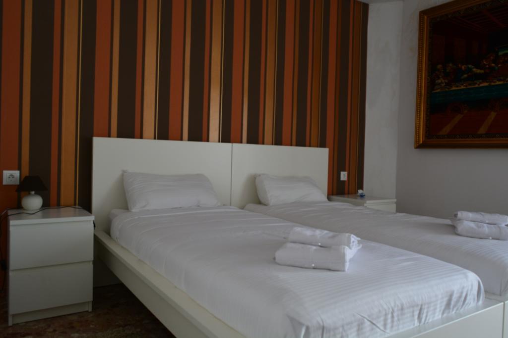 Arena'S Apartament Valence Extérieur photo